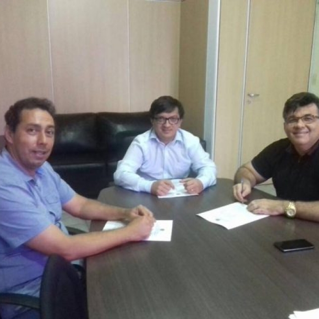 Prefeitura de Caaporã firma acordo com INCRA para beneficiar agricultura familiar