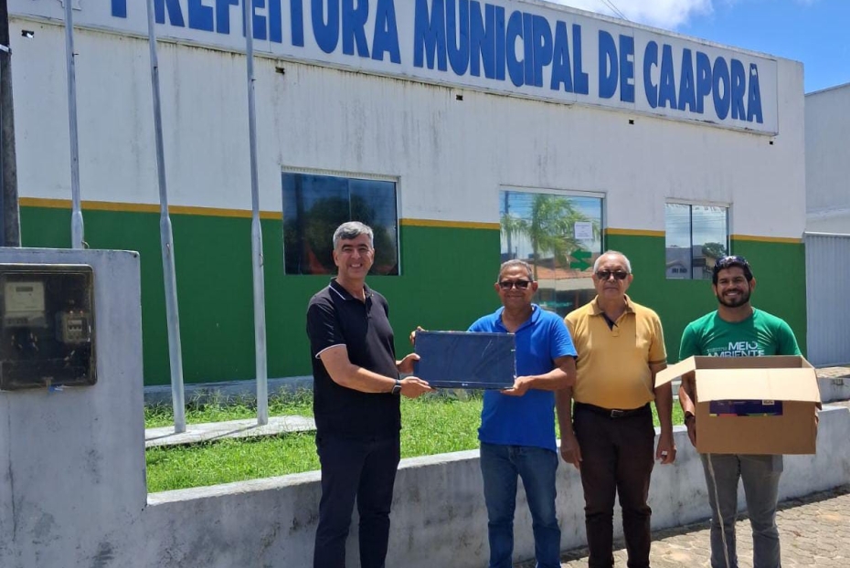 Caaporã recebe primeiro computador recondicionado de programa federal