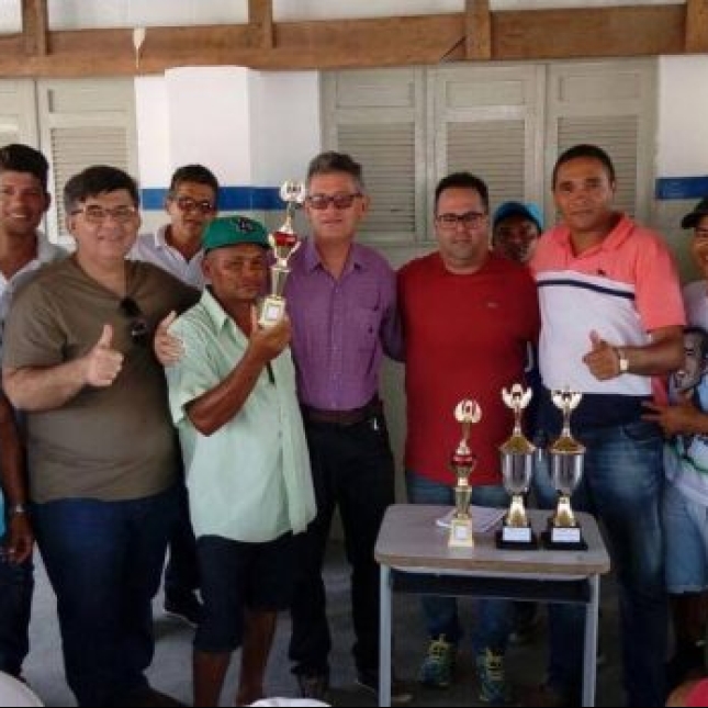 Prefeito de Caaporã prestigia eventos ao lado de trabalhadores da cidade