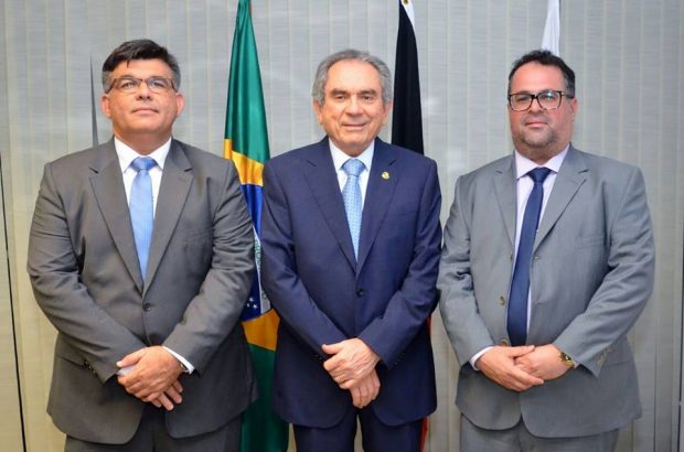 Superintendência Banco do Brasil garante a senador que vai reabrir agência em Caaporã