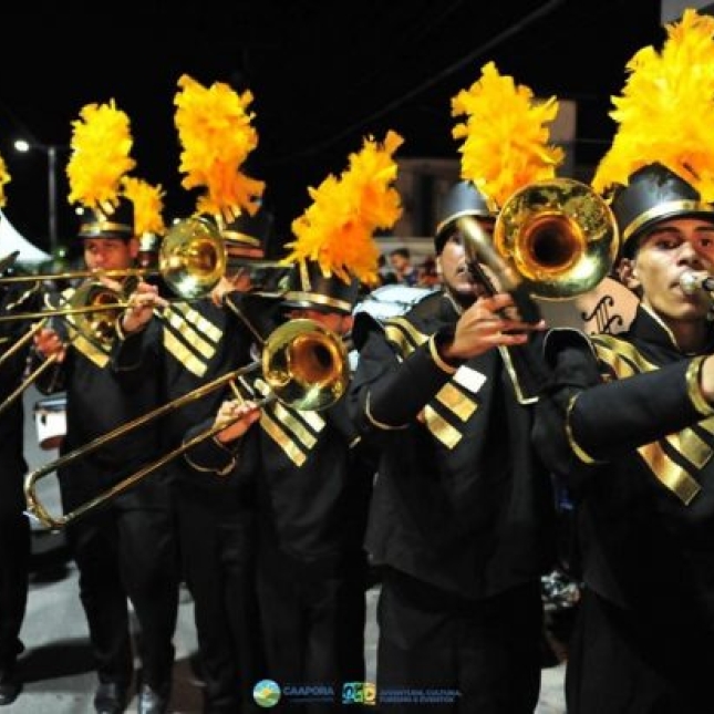 Prefeitura de Caaporã realiza tradicional desfile Cívico e leva multidão às ruas da cidade