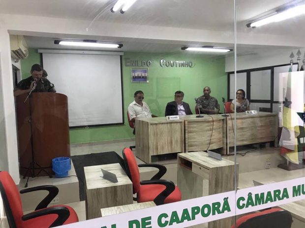 Prefeito de Caaporã é empossado na presidência da Junta Militar durante cerimônia na Câmara de Caaporã
