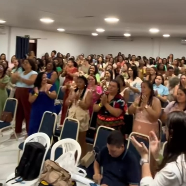 Caaporã realiza formação para educadores e reforça valorização dos profissionais da rede municipal