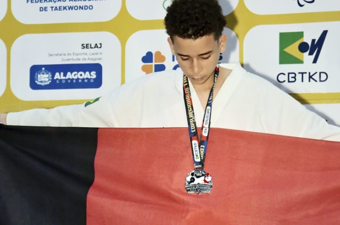 Atletas de Caaporã conquistam medalhas na Copa Regional Nordeste de Taekwondo 2026