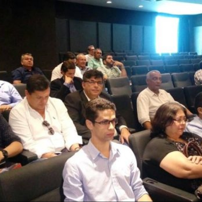 Prefeito de Caaporã participa de encontro do TCE-PB e destaca importância das orientações