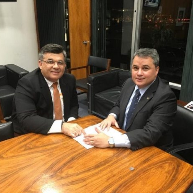 Em Brasília, Prefeito de Caaporã consegue liberação de recursos para Saúde e Infraestrutura