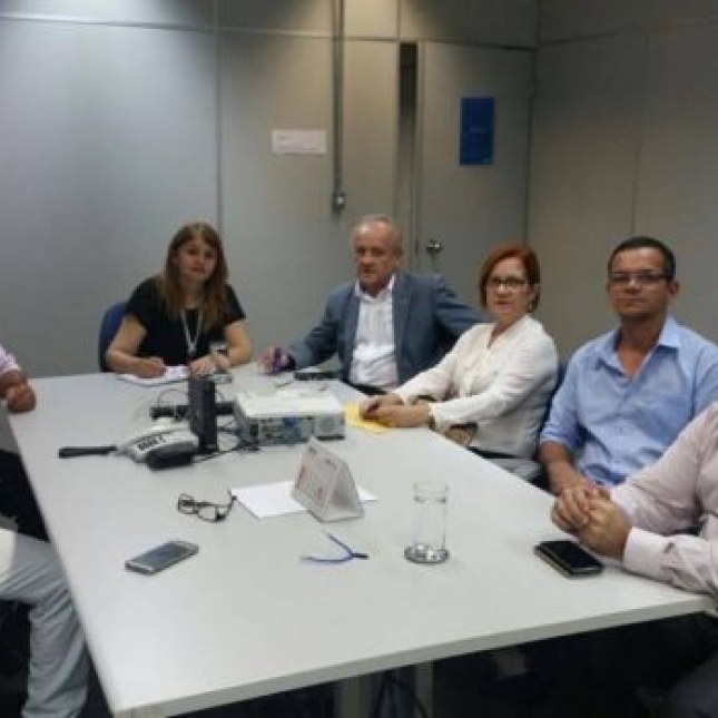 CEF disponibiliza caixas eletrônicos após reunião com deputado, vereadores e prefeito de Caaporã