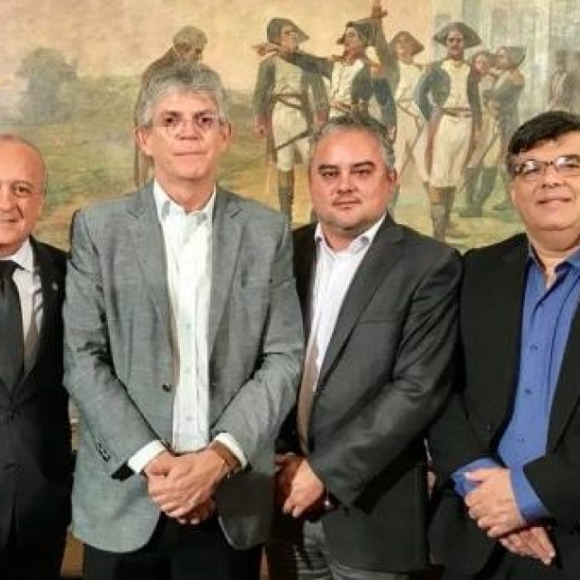 Governador assina ordem de serviço nas cidades de Caaporã e Alhandra para restauração da PB-034